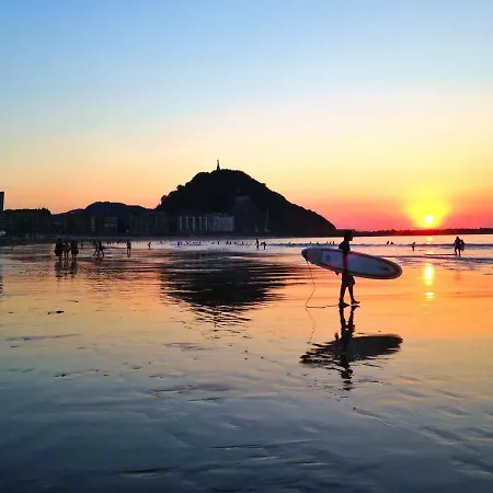 2 Cerca Del Puerto De Pasajes * San Sebastian